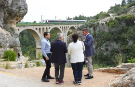 Turizm Treni Varda Köprüsü’nde