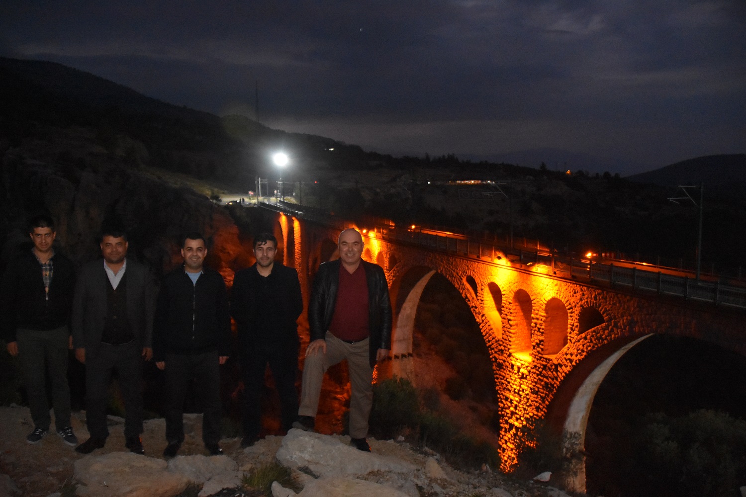 Başkan Aslan “Varda Köprüsü Işıklandırma Çalışmasını ve Macera Parkı Çalışmasını İnceledi”